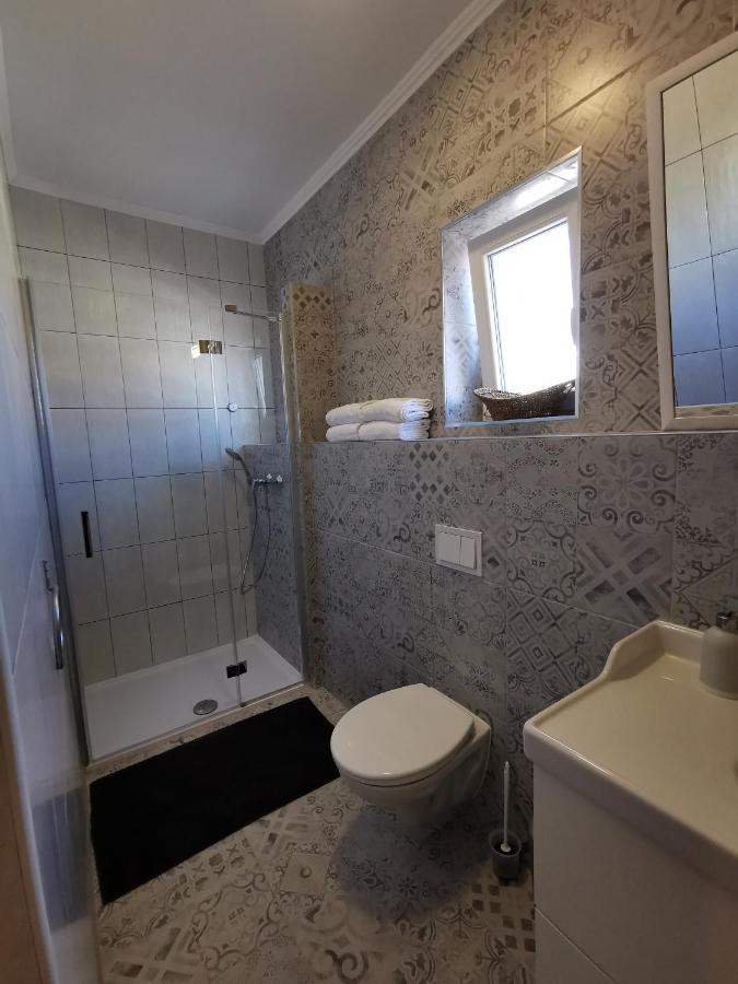 זאדאר Apartments Lili Flora מראה חיצוני תמונה