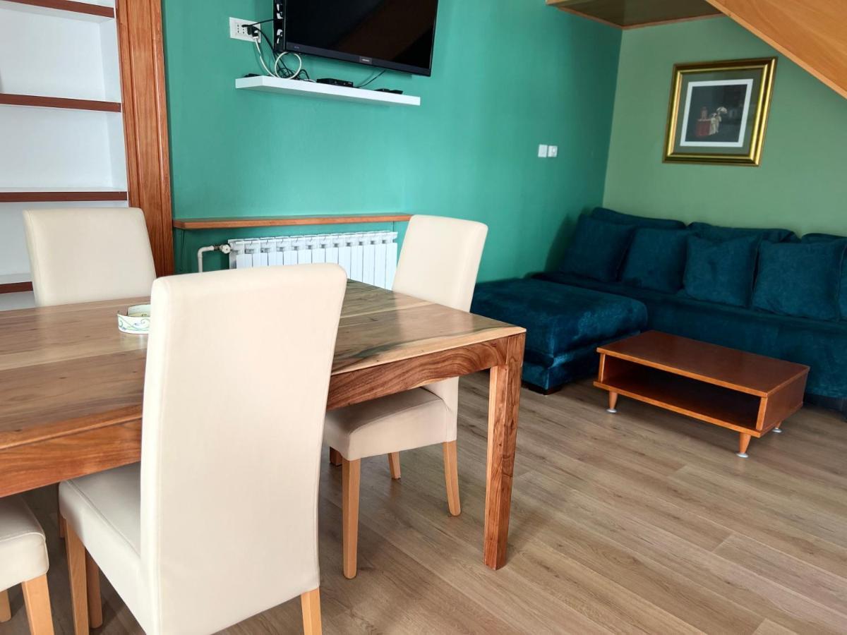 זאדאר Apartments Lili Flora מראה חיצוני תמונה