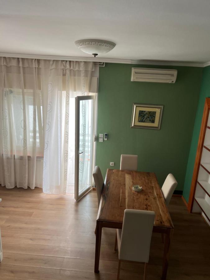 זאדאר Apartments Lili Flora מראה חיצוני תמונה