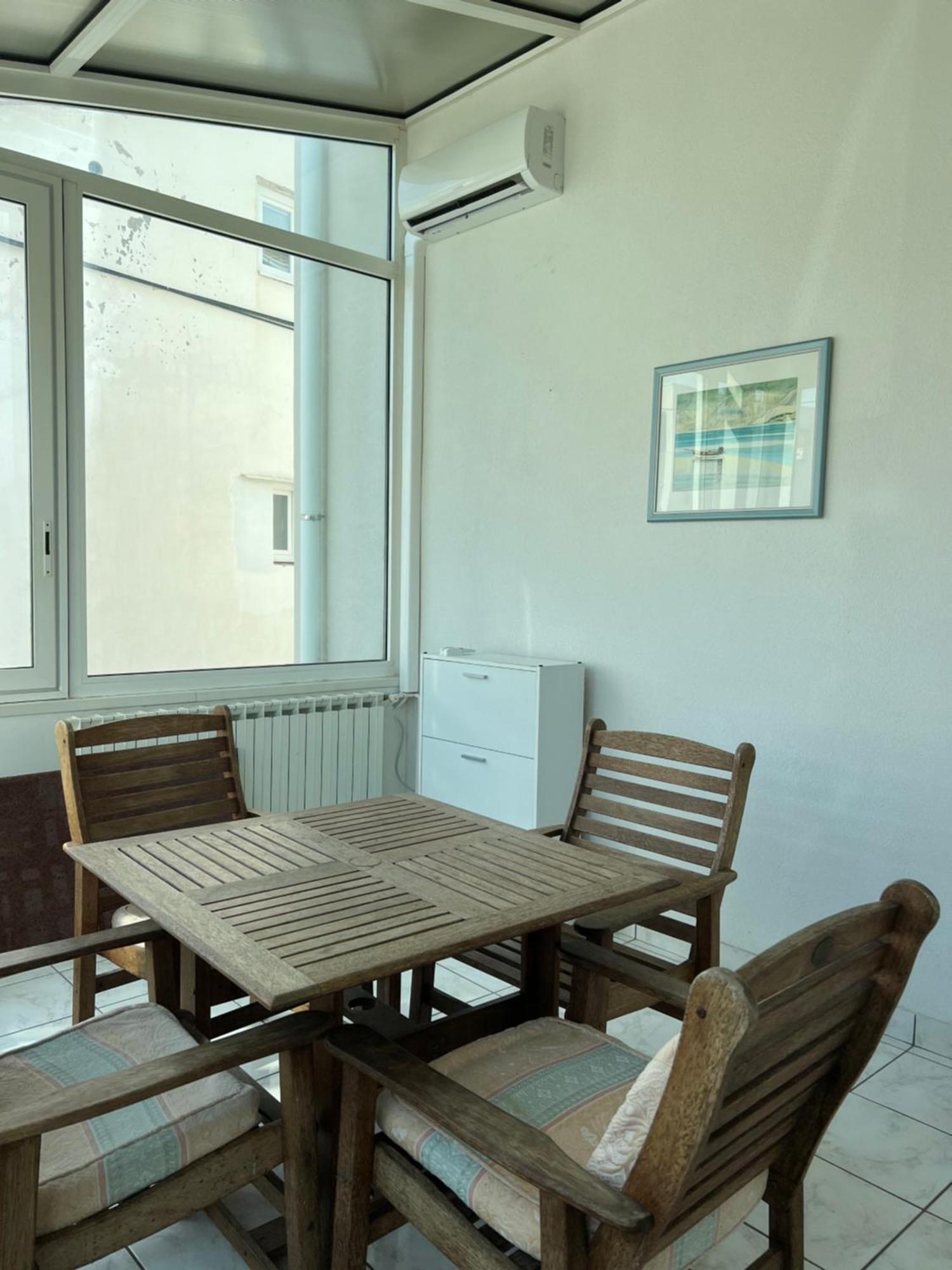 זאדאר Apartments Lili Flora מראה חיצוני תמונה