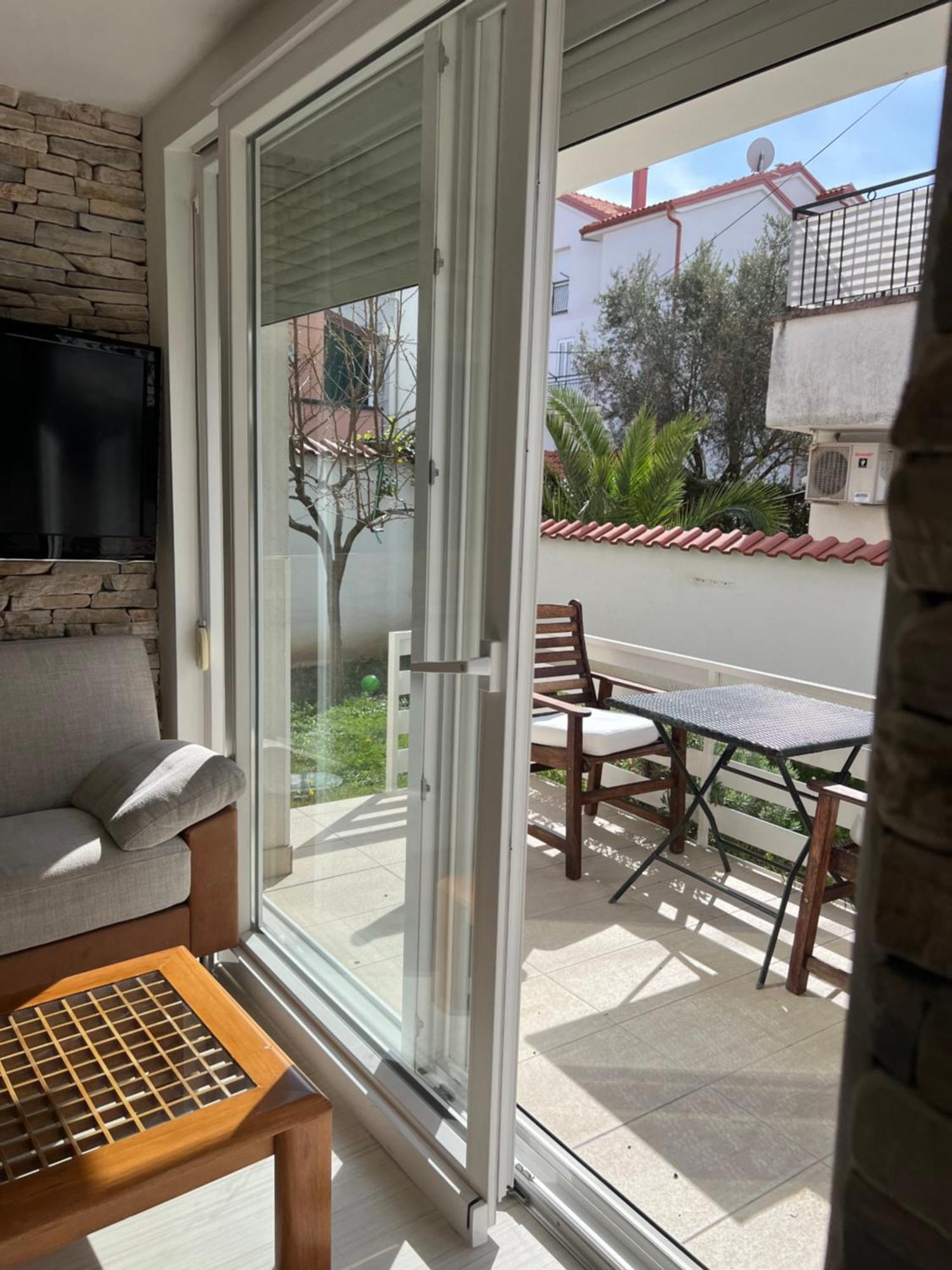 זאדאר Apartments Lili Flora מראה חיצוני תמונה
