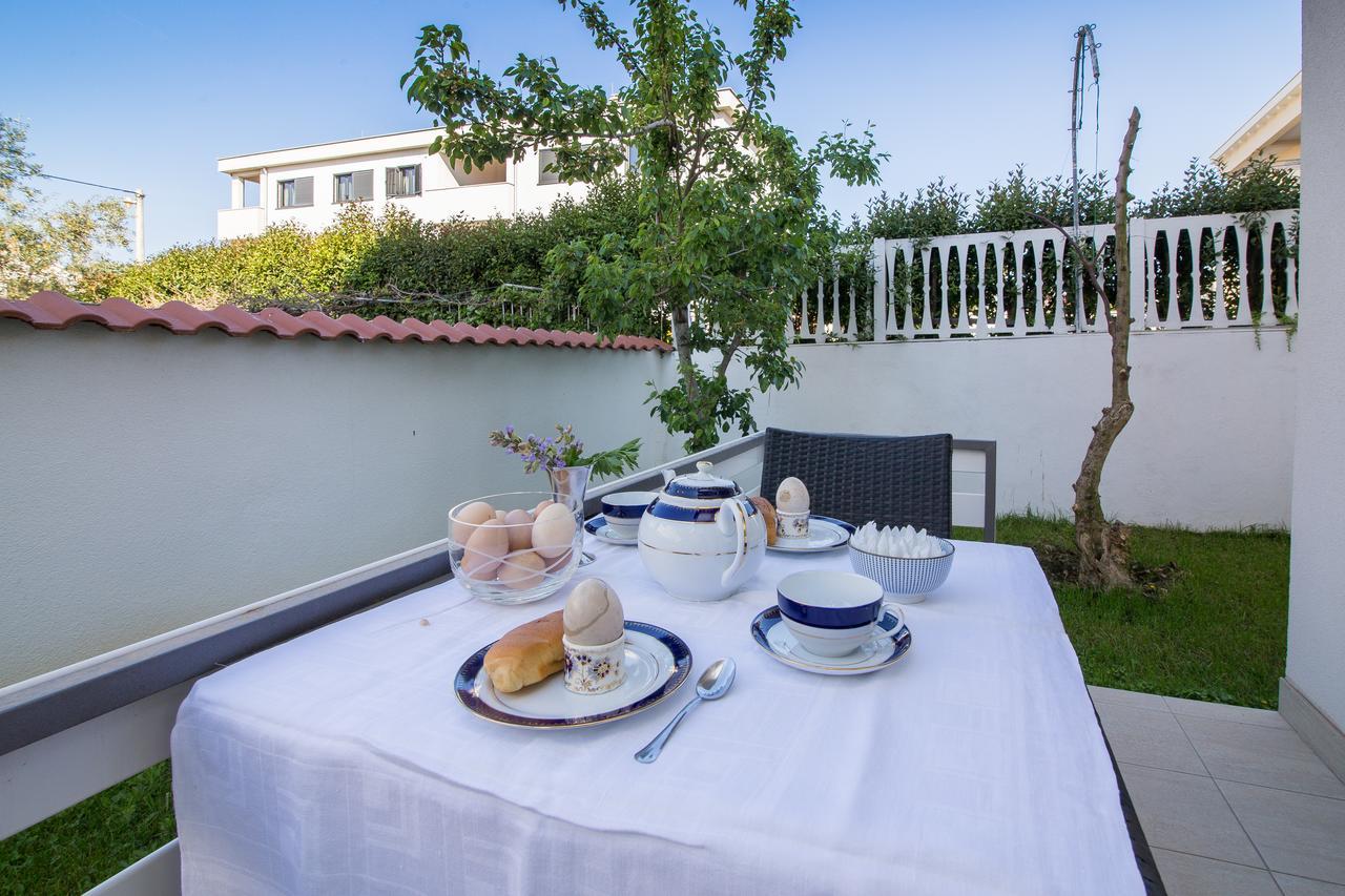 זאדאר Apartments Lili Flora מראה חיצוני תמונה